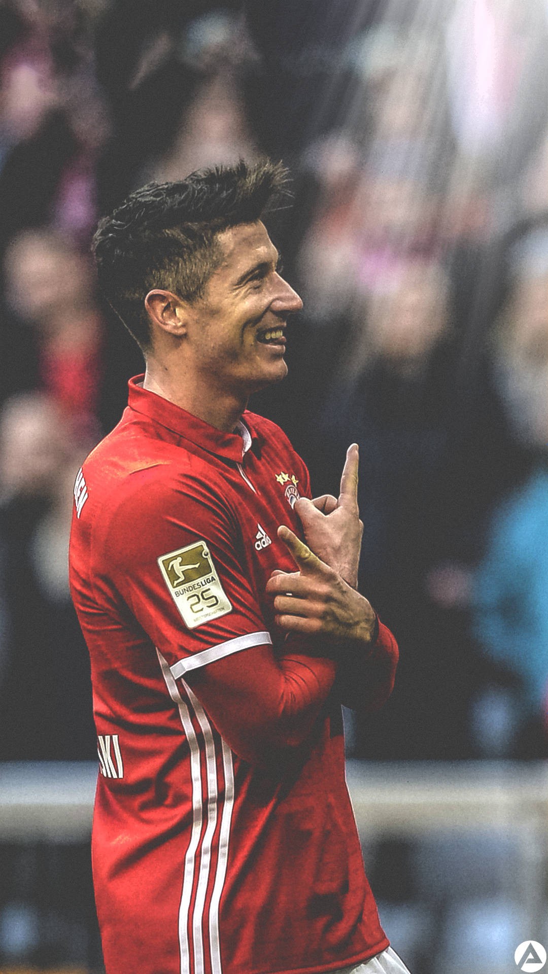 佩莱格里尼：塞维利亚落后时球迷往球场投掷杂物，这样不对（佩莱格里尼不满：塞维利亚落后时球迷向场内投掷杂物的行为不可取）