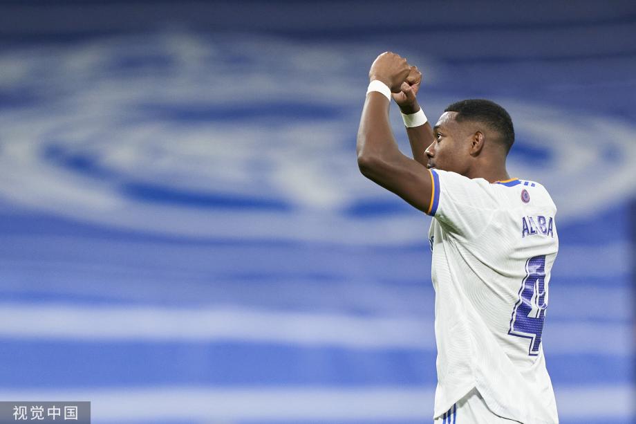 本赛季俱乐部双人组进球榜：凯恩+迪亚斯37球高居第一（本赛季俱乐部双子星进球榜：凯恩与迪亚斯合轰37球领跑）