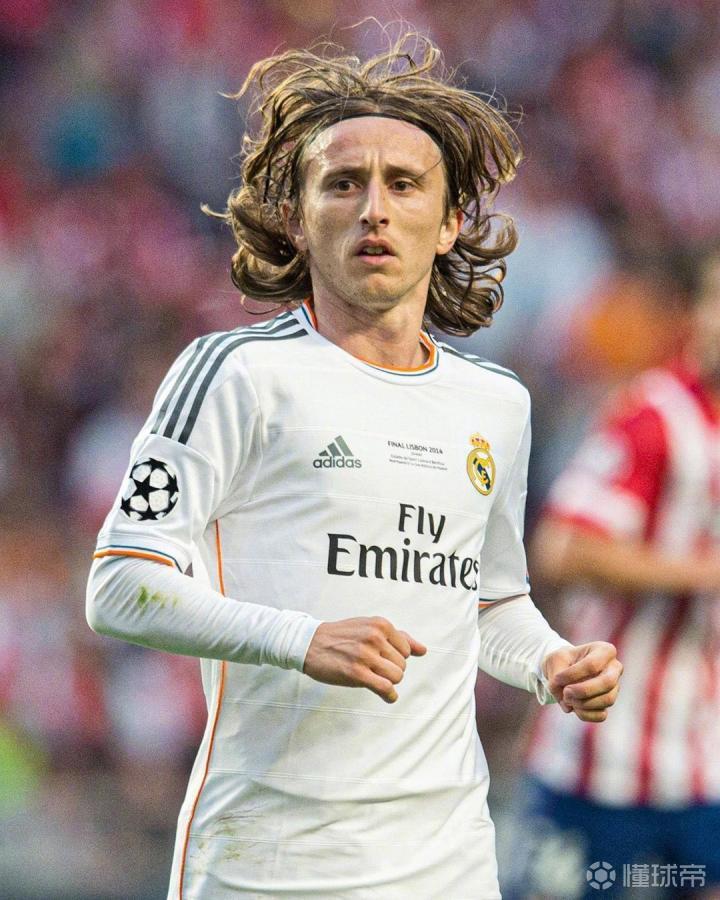 罗马诺：尤尔曼德不是尤文冬窗目标，球员不会在1月离开葡体（罗马诺：尤尔曼德非尤文冬窗引援目标，1月不会离开葡体）