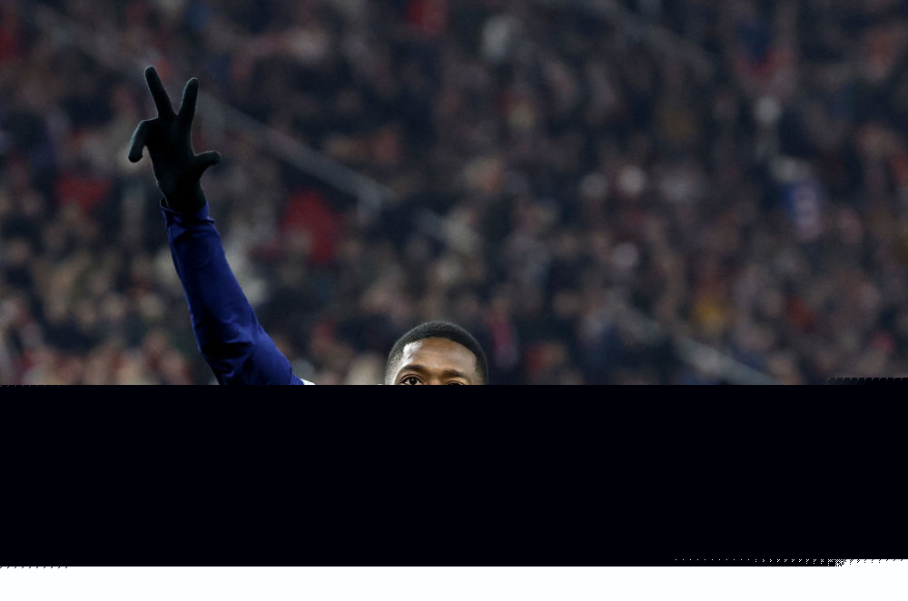 迪乌夫：齐沃经常和我交流帮我提高，高兴自己的机会越来越多（迪乌夫：齐沃常与我沟通助我提升，为机会增多而欣喜）