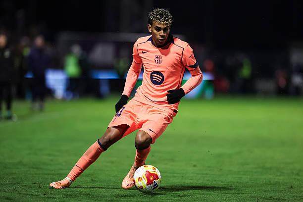 11月25日，2025浪琴表国际马联场地障碍世界杯中国联赛总决赛成都站新闻发布会在成都举行。（2025浪琴表国际马联场地障碍世界杯中国联赛总决赛成都站新闻发布会于11月25日在成都举行）